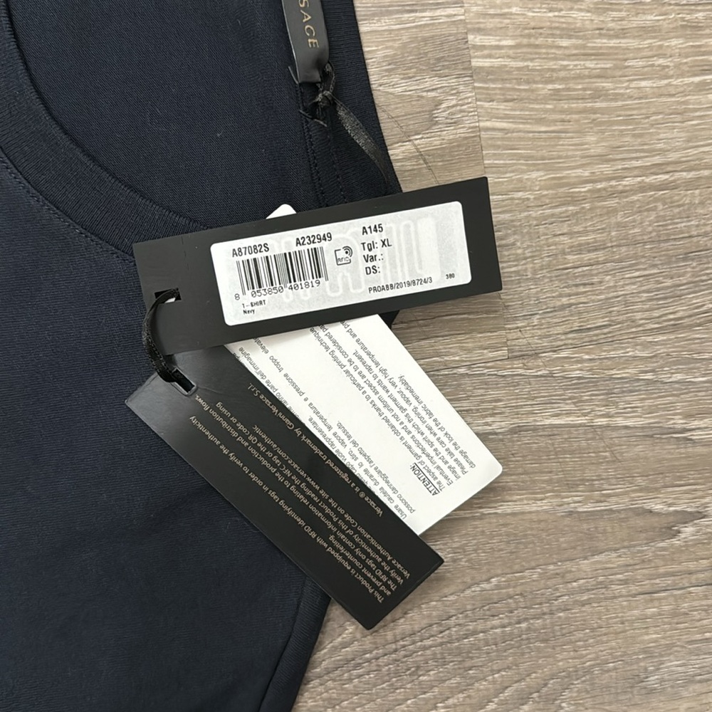 VERSACE SHIRT - Picture 4 of 6